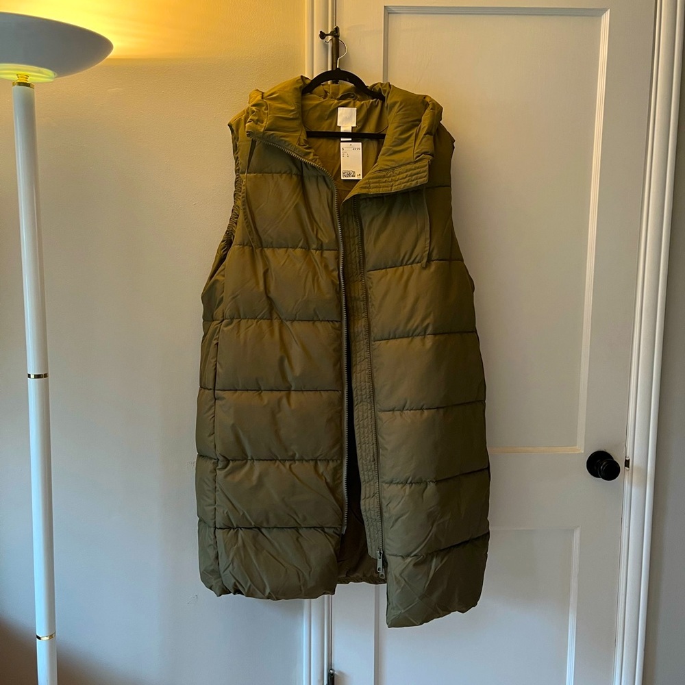 H&M Long Puffer Vest